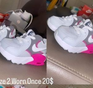 Infant girl nike